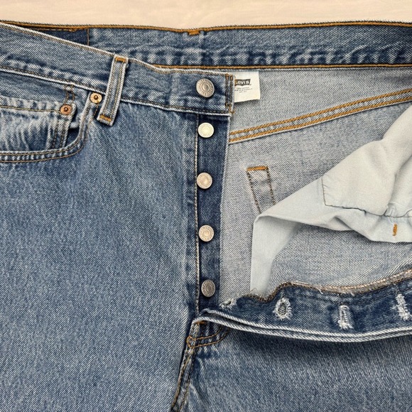Levi's 501 Men's Jeans 34x34 Blue 5-Pocket Button Fly Red Tab (Actual‎ 33x33) - Picture 3 of 9